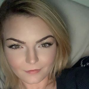 Meet your Posher, Lys